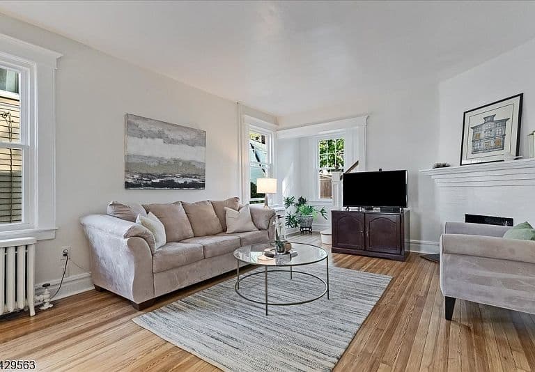 Listing photo 4