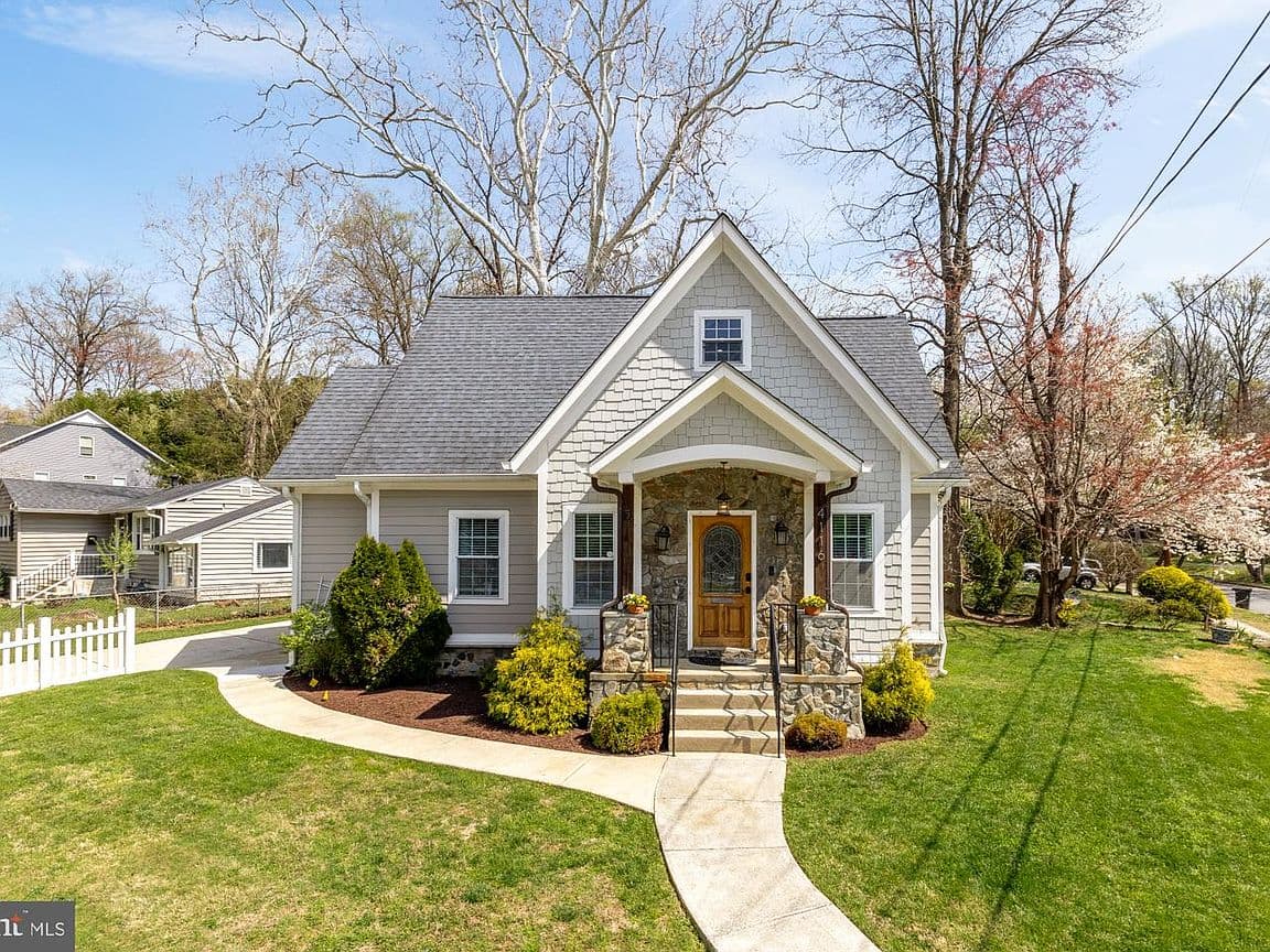 Primary listing photo