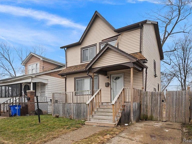 Listing photo 4