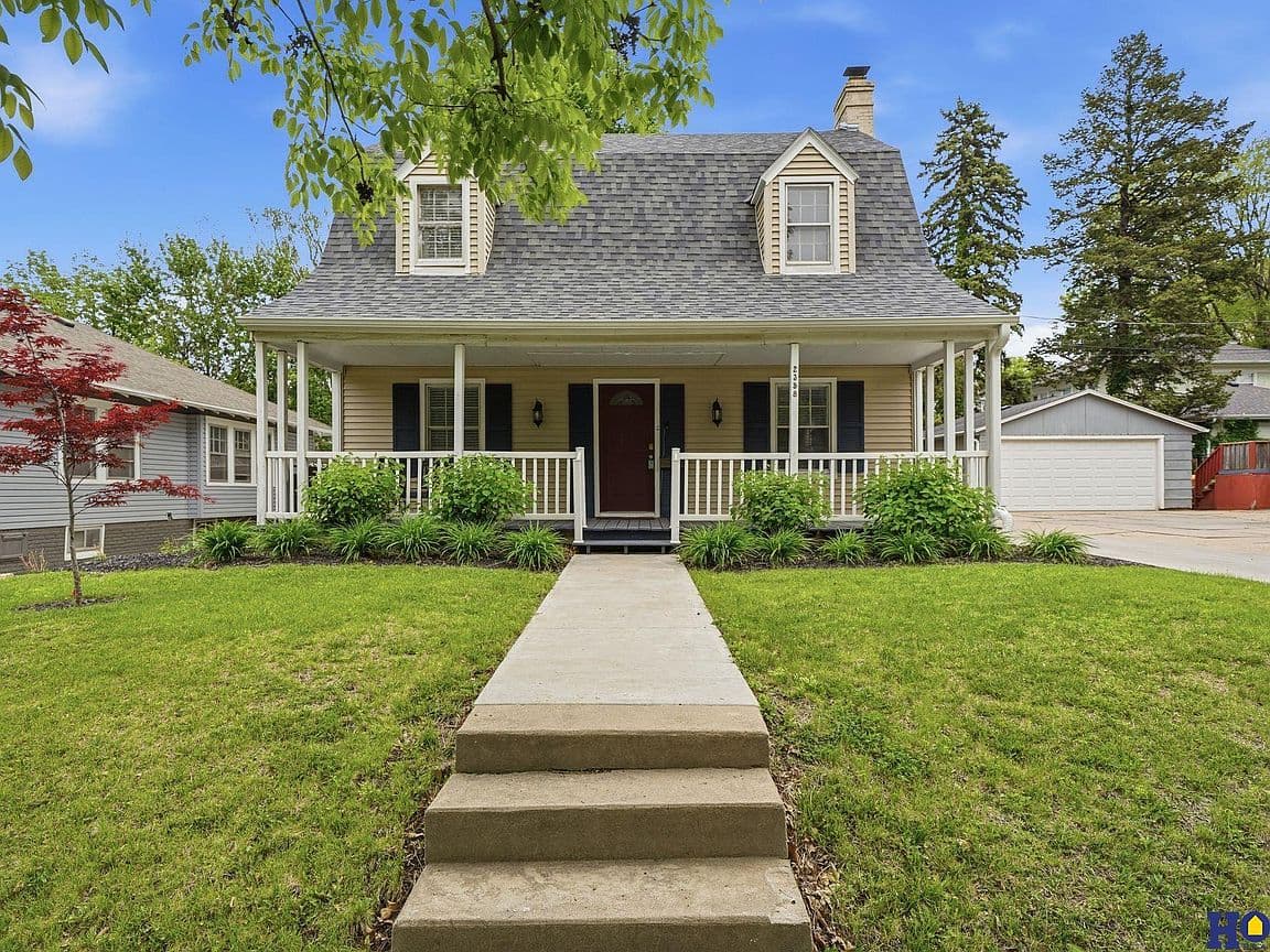 Primary listing photo