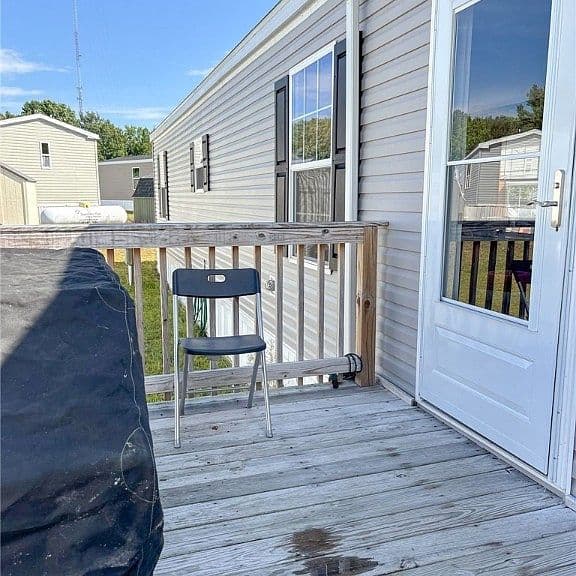 Listing photo 5