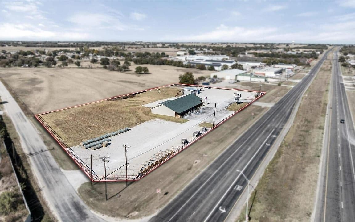 Primary listing photo