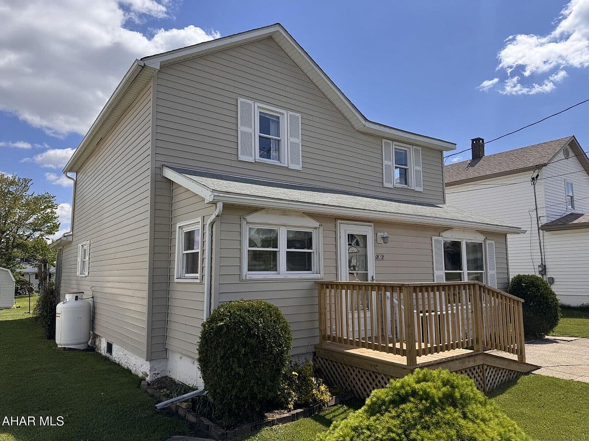 Primary listing photo