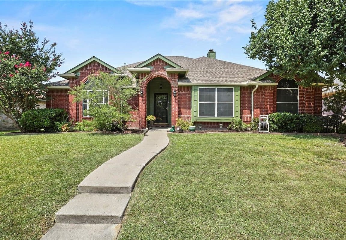 Primary listing photo