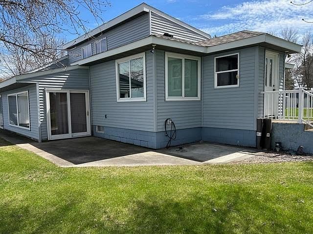 Listing photo 3