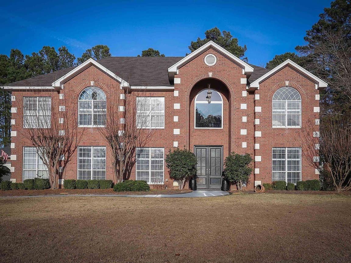 Primary listing photo