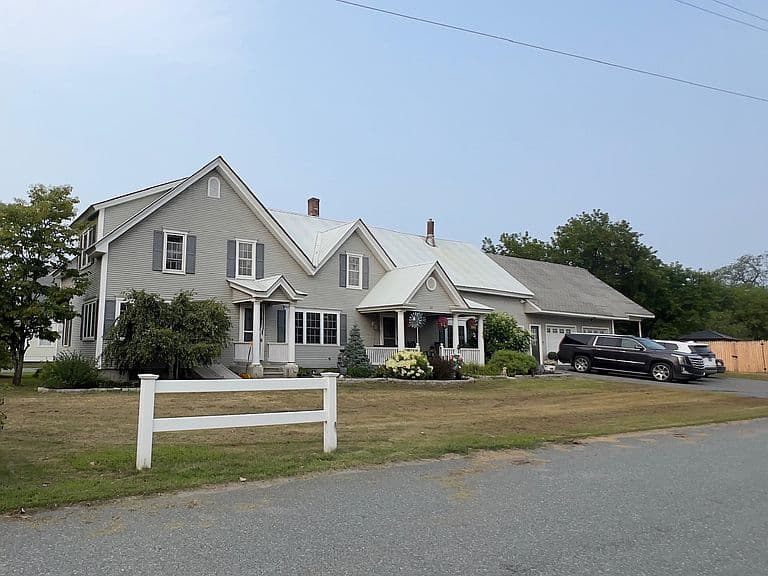 Listing photo