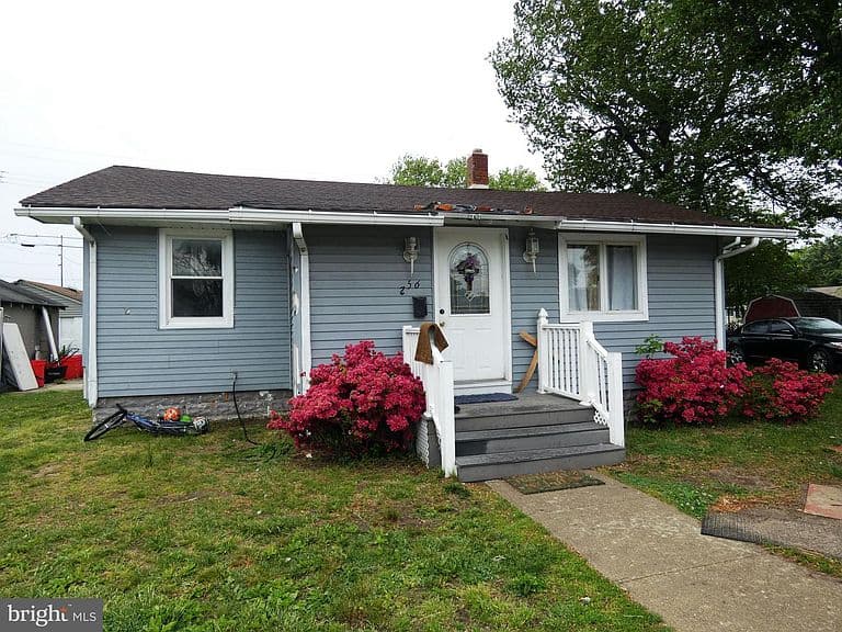 Listing photo