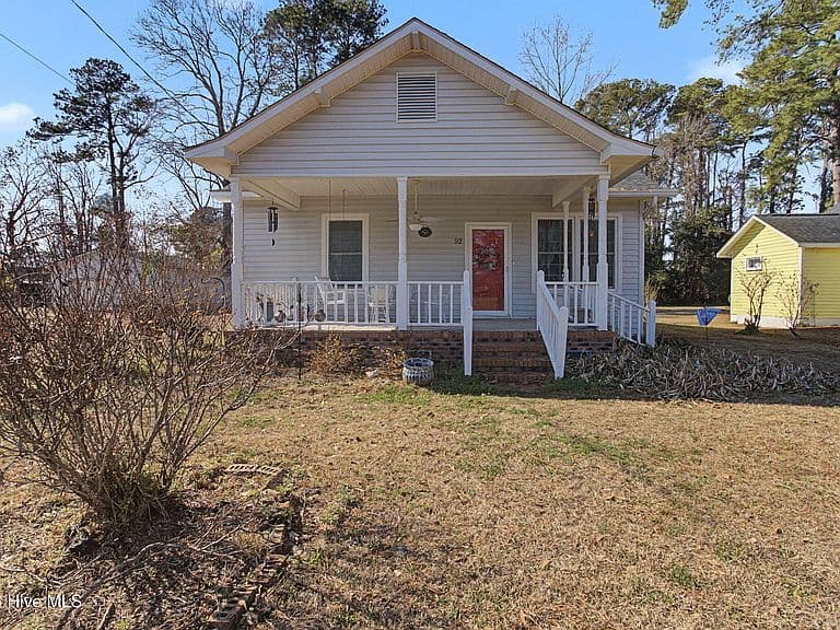 Listing photo 3