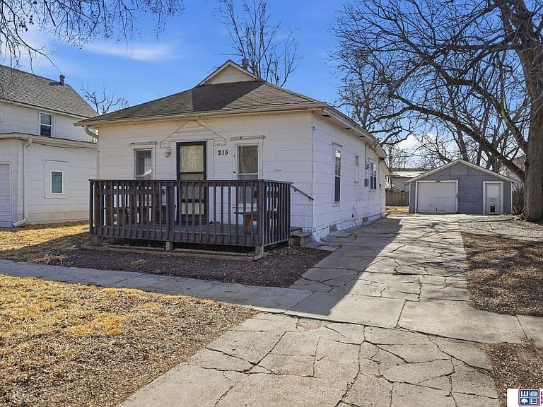 Listing photo 4