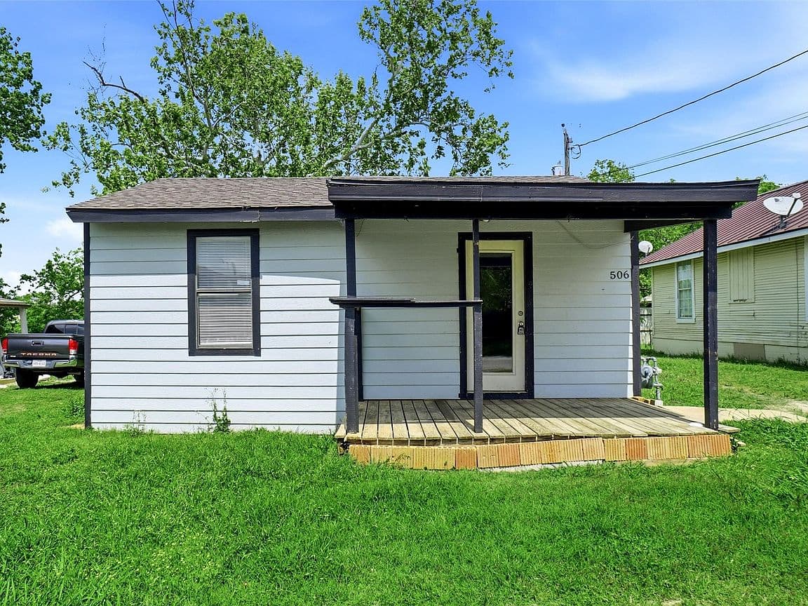 Primary listing photo