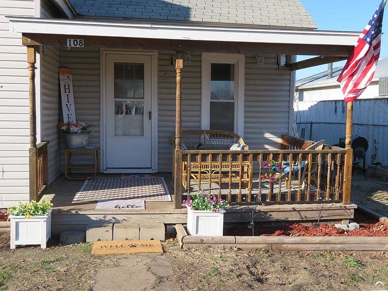 Listing photo 4