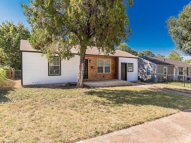 Listing photo 4