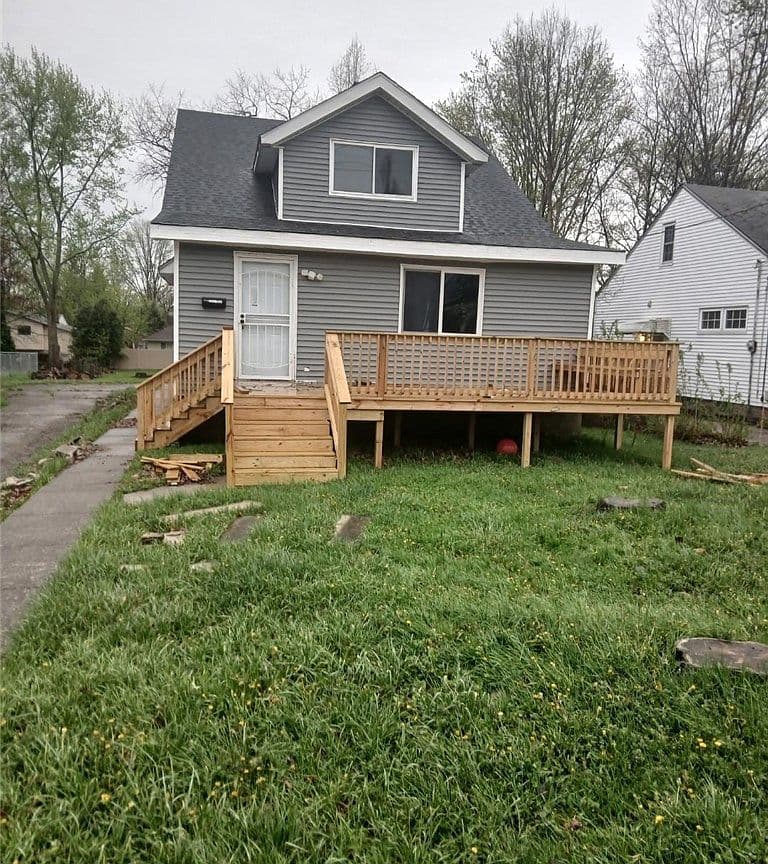 Primary listing photo