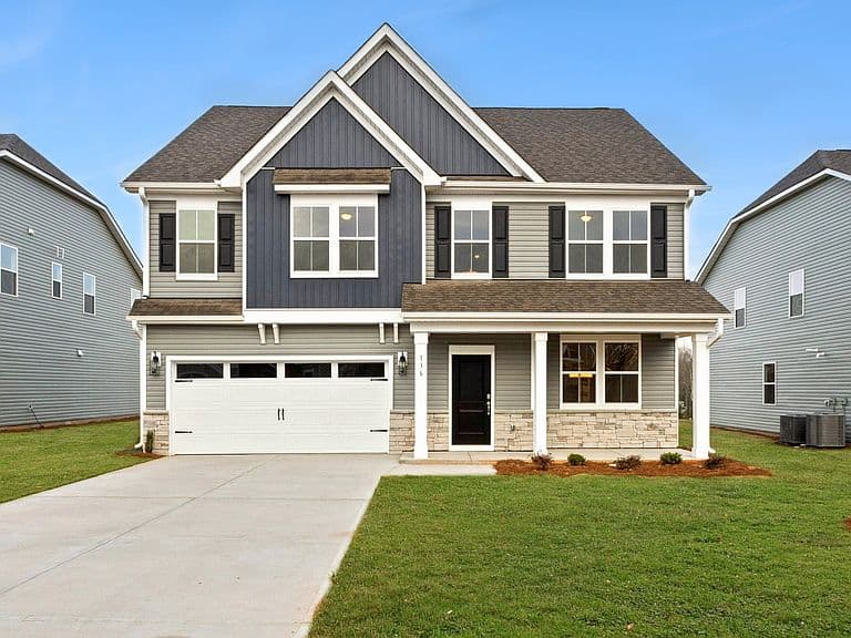 Listing photo 2