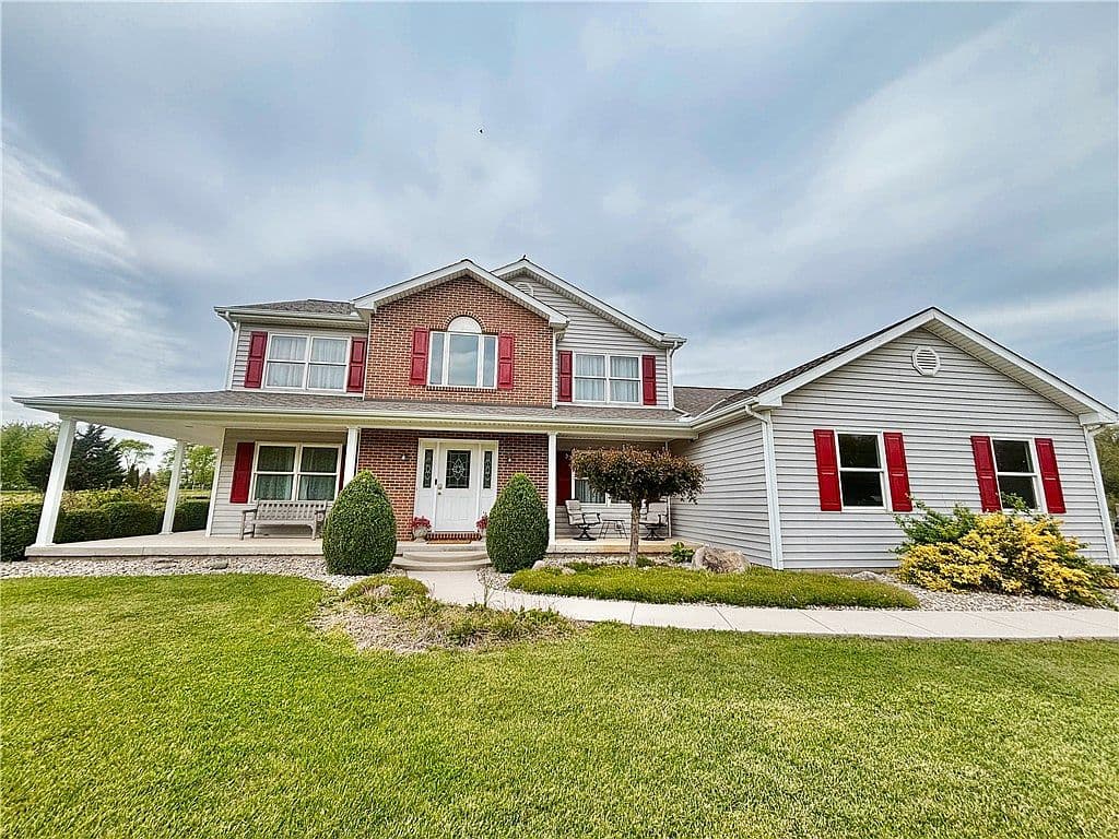 Primary listing photo