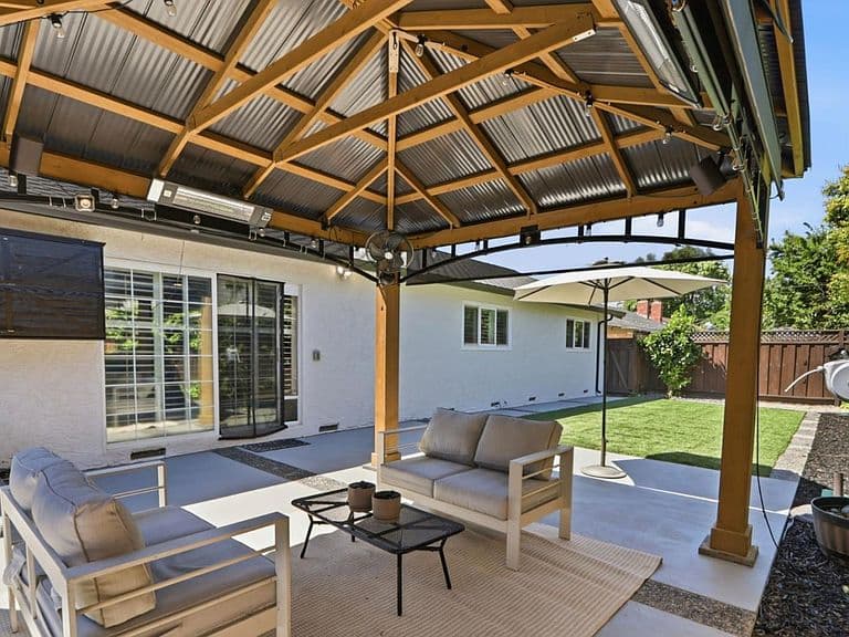 Listing photo 5