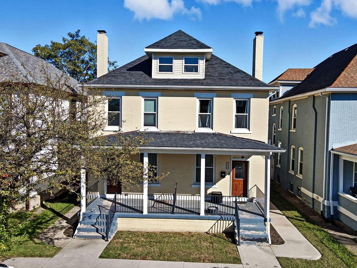 Primary listing photo