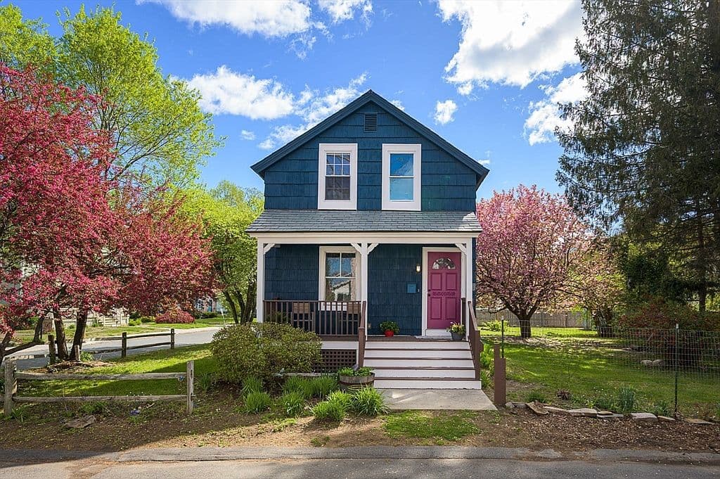 Primary listing photo