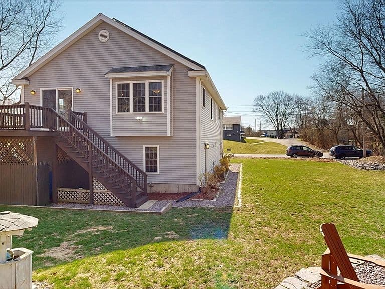 Listing photo 5