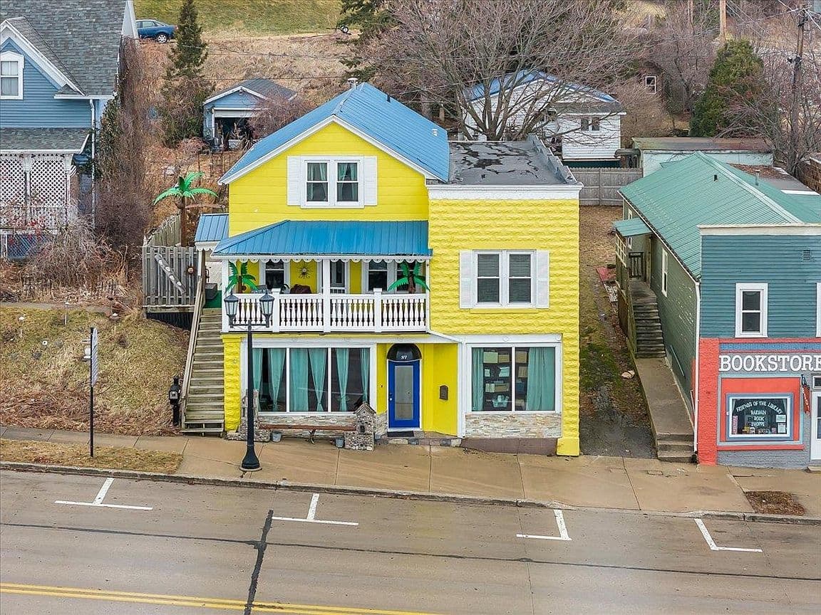 Primary listing photo