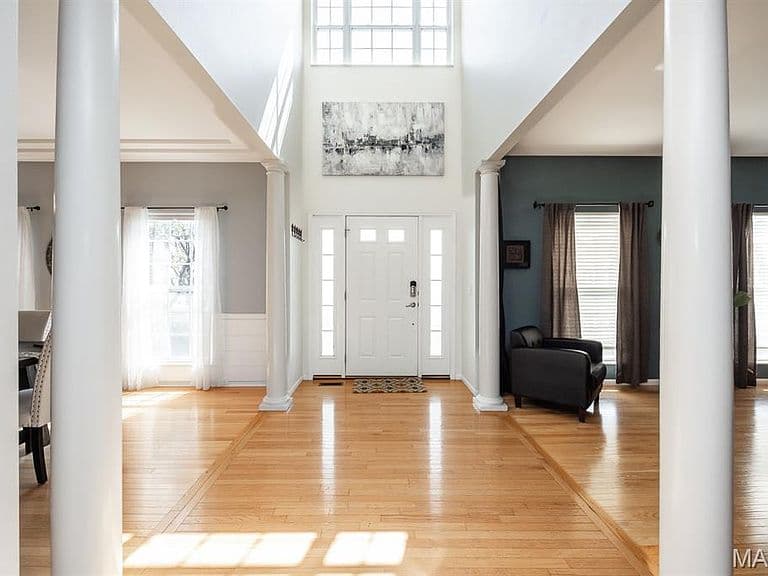 Listing photo 5
