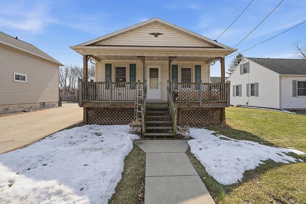 Primary listing photo