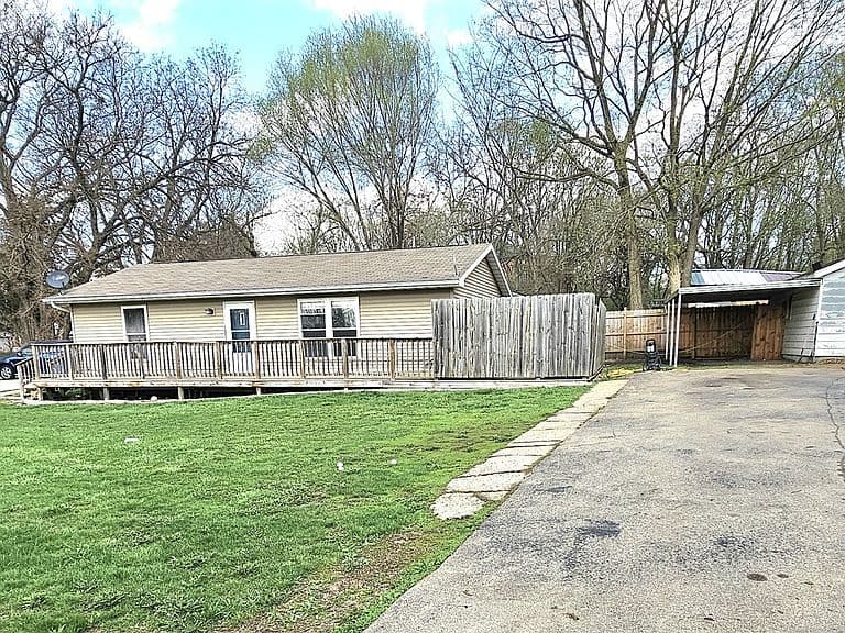 Listing photo 4