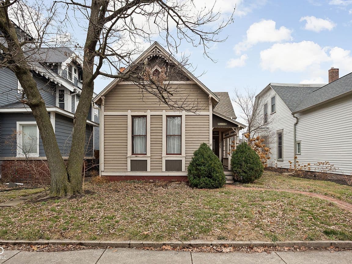 Primary listing photo