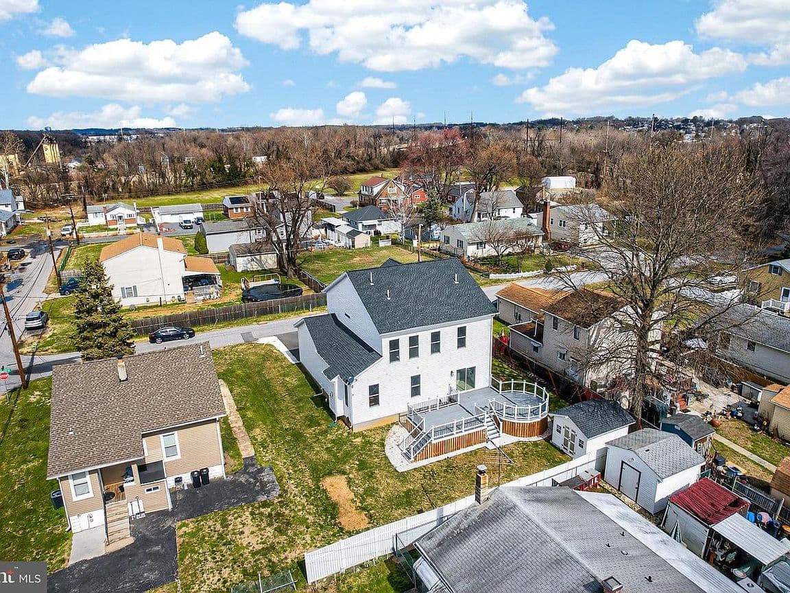 Primary listing photo