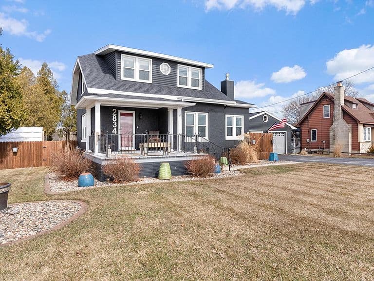 Listing photo 4