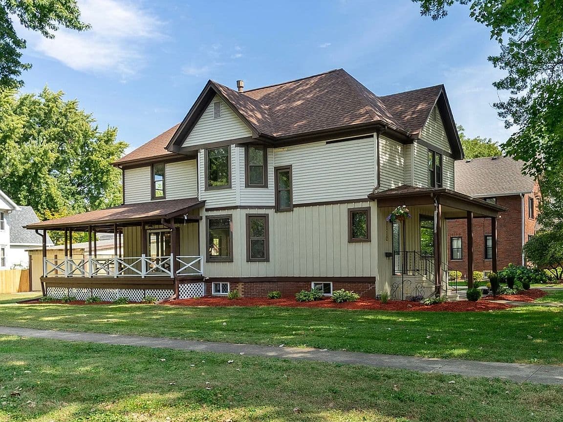 Primary listing photo