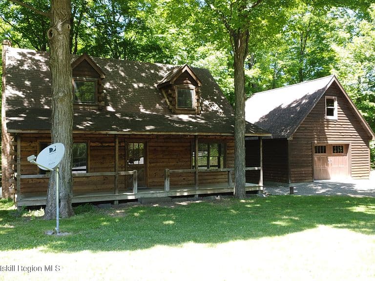 Listing photo 5