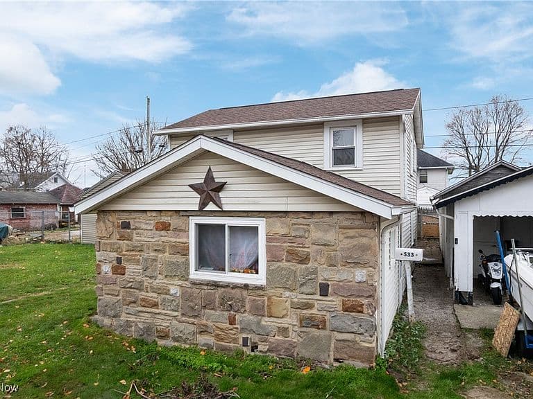 Listing photo 3