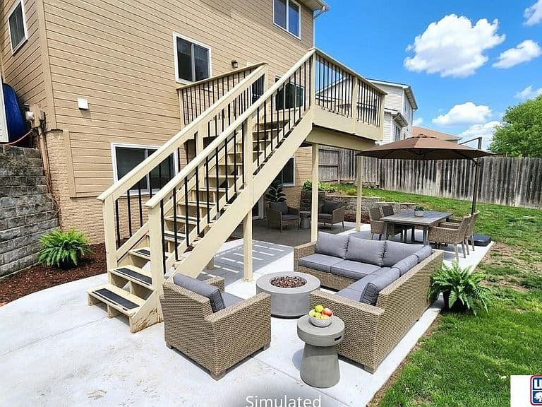 Listing photo 2