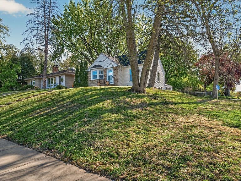 Listing photo 4