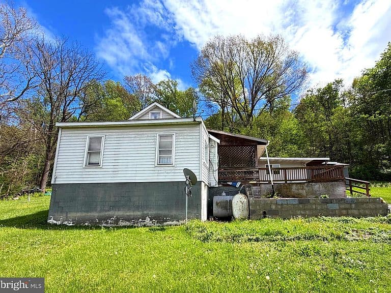 Listing photo 3