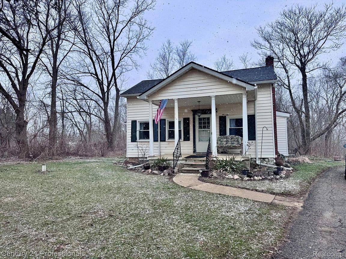 Primary listing photo