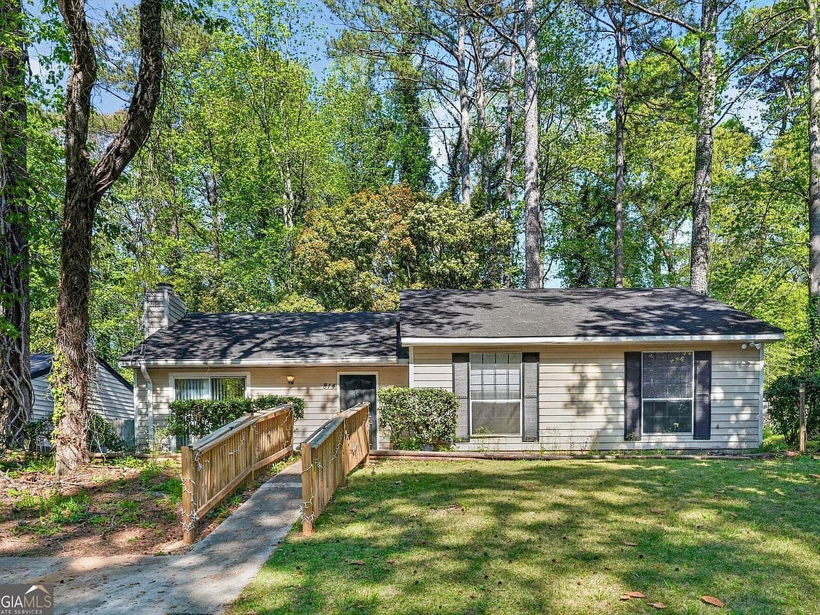 Primary listing photo
