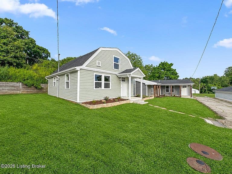 Listing photo 2