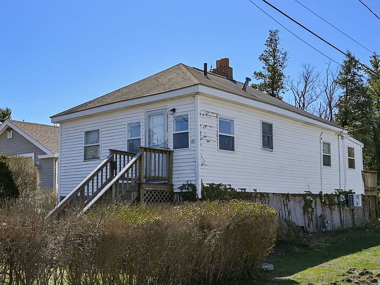 Listing photo