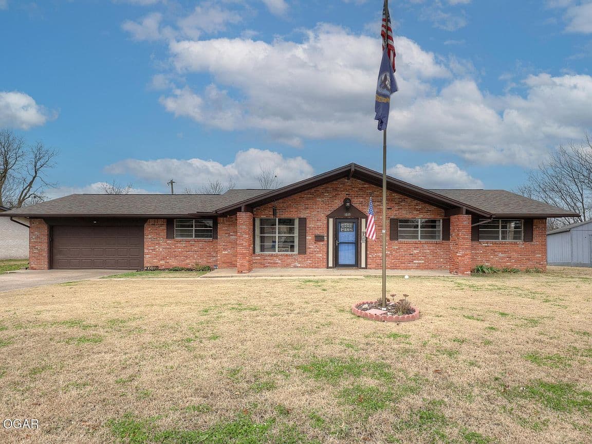 Primary listing photo