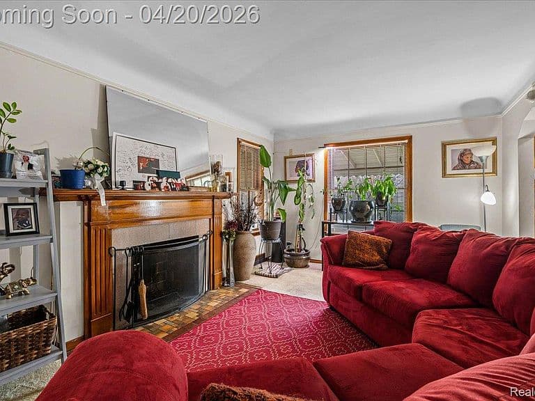 Listing photo 4