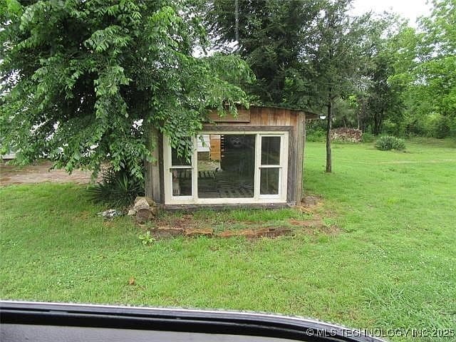 Listing photo 3