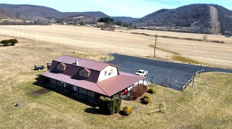 Primary listing photo