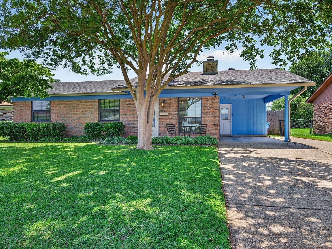 Primary listing photo