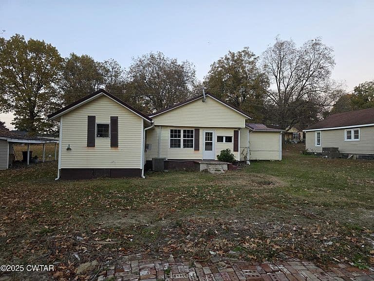 Listing photo 5
