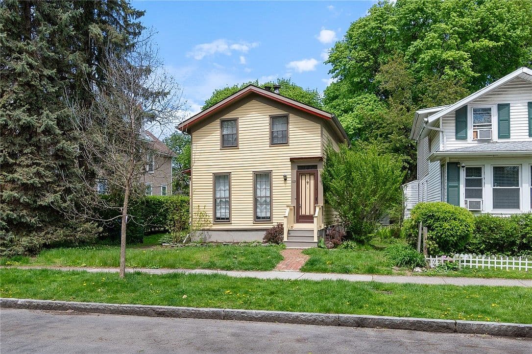 Primary listing photo