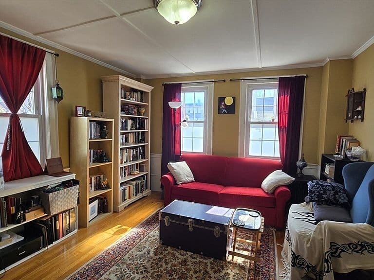 Listing photo 5
