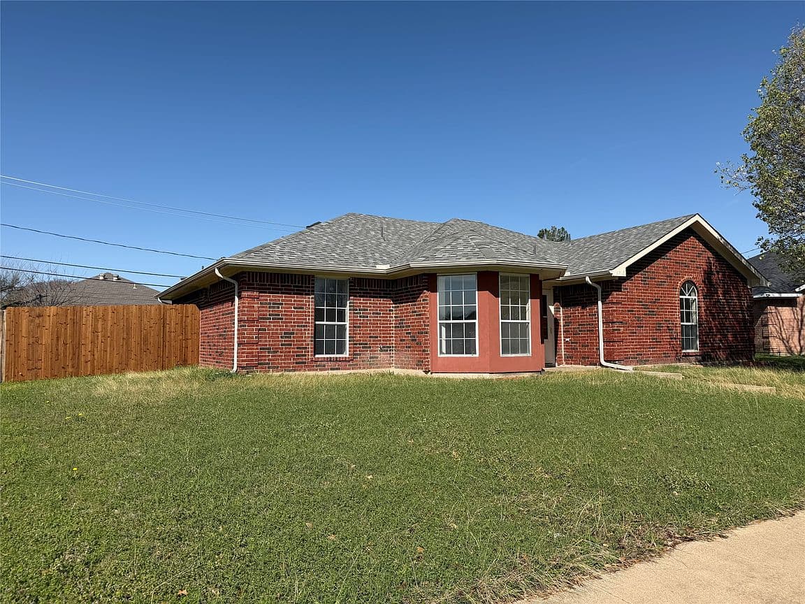 Primary listing photo